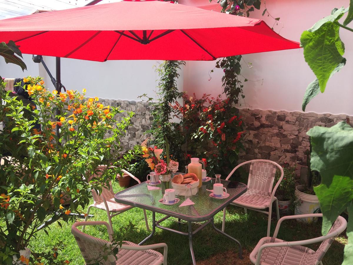 Hotel Quilla House 2 Urubamba Exterior photo