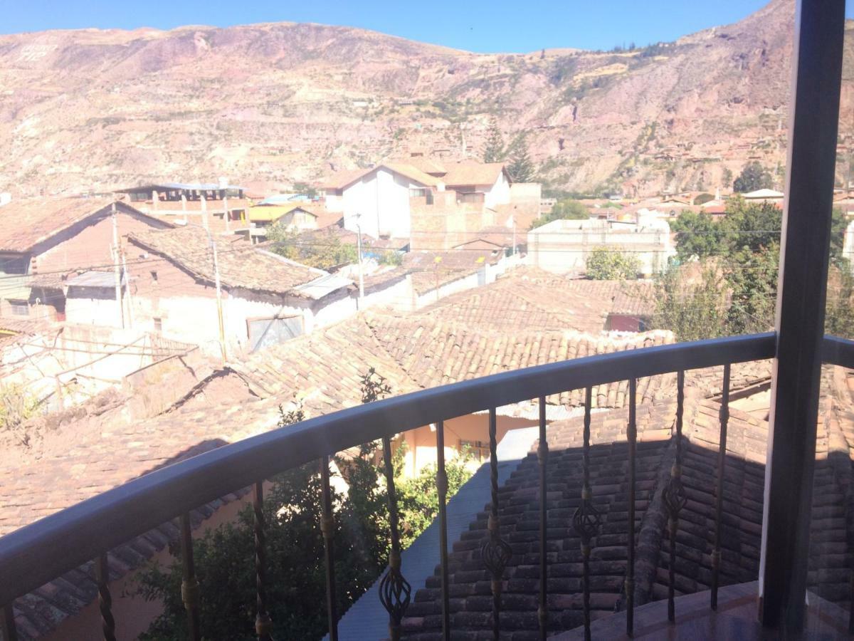 Hotel Quilla House 2 Urubamba Exterior photo